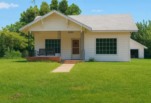 414 E Oklahoma Street, Hennessey, OK 73742