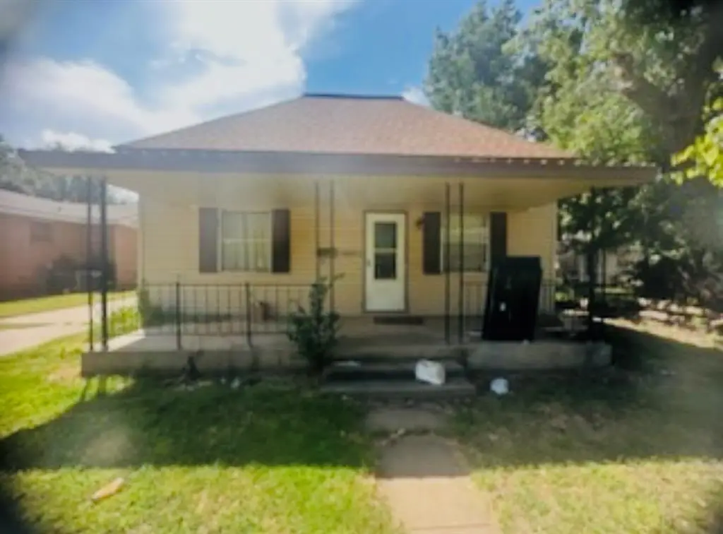 609 S Pennsylvania Avenue, Cherokee, OK 73728 - Image #1