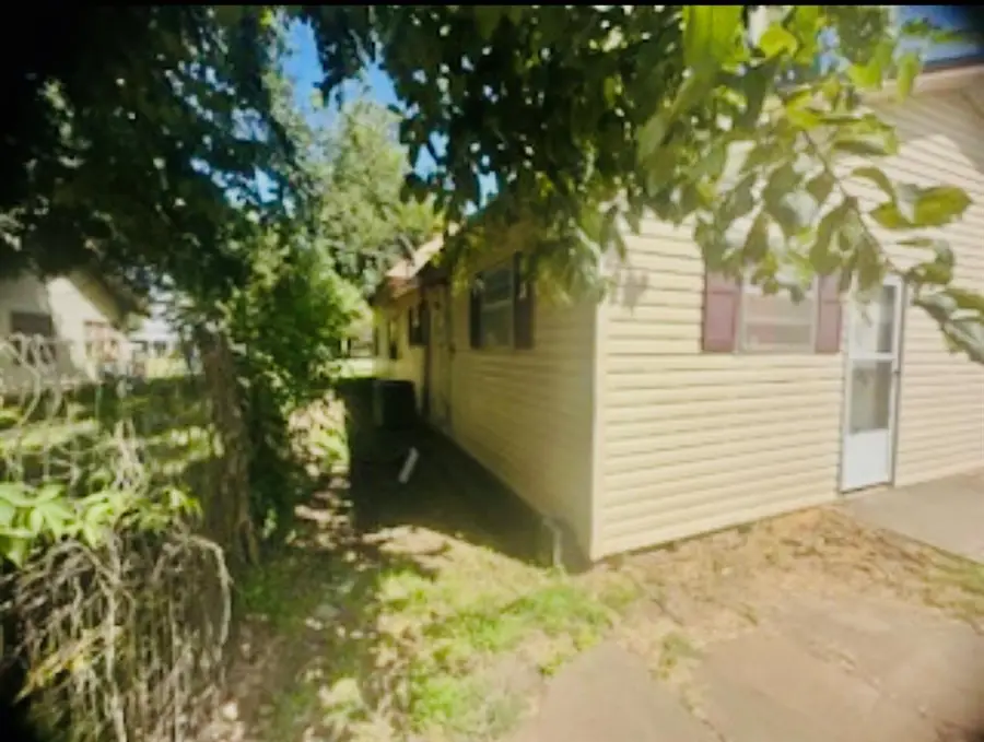 609 S Pennsylvania Avenue, Cherokee, OK 73728 - Image #2