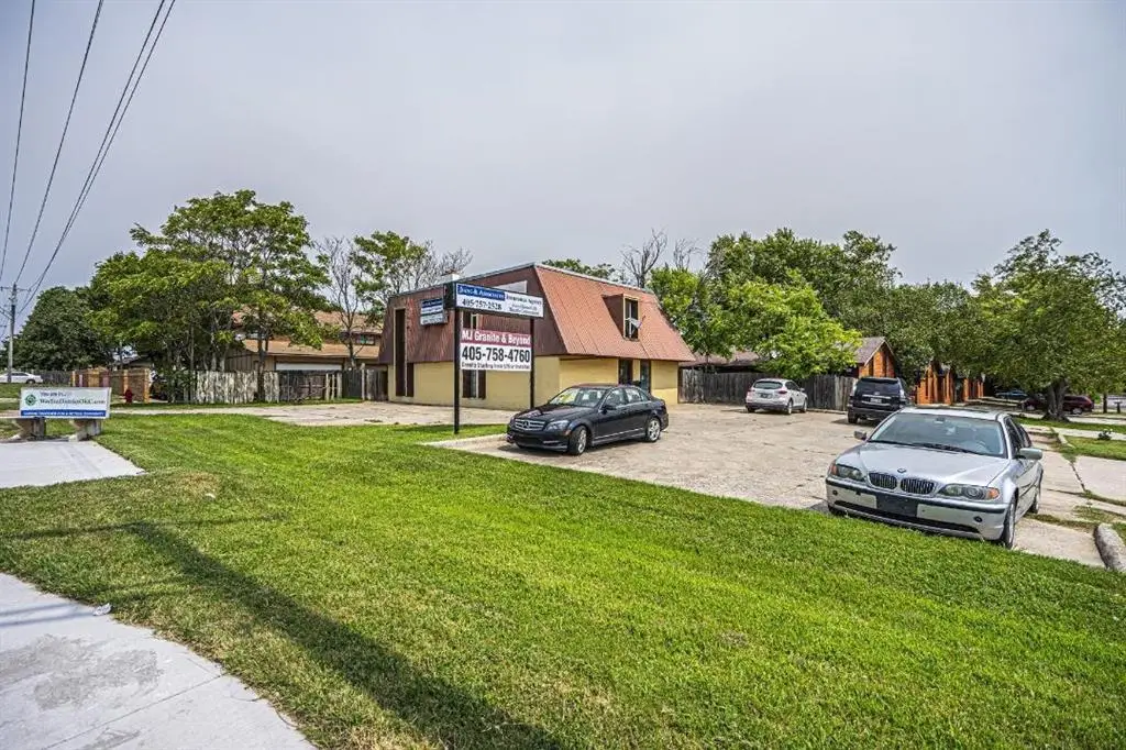 7029 NW 12th Street, Oklahoma City, OK 73127 - Image #1