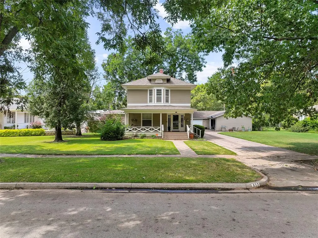 813 N Willow Street, Pauls Valley, OK 73075 - Image #1