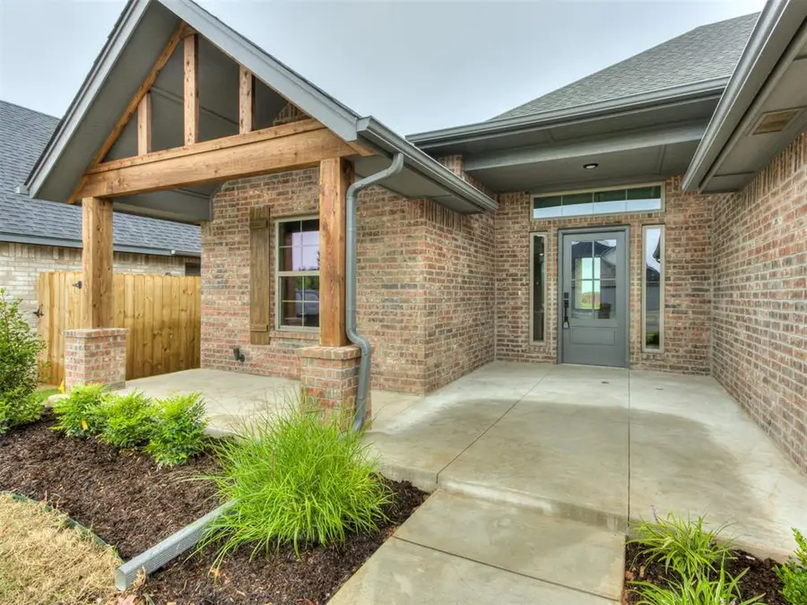 10449 SW 51st Street, Mustang, OK 73064 - Image #3