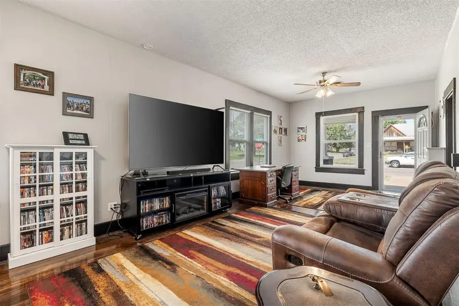 821 S Bickford Avenue, El Reno, OK 73036 - Image #3