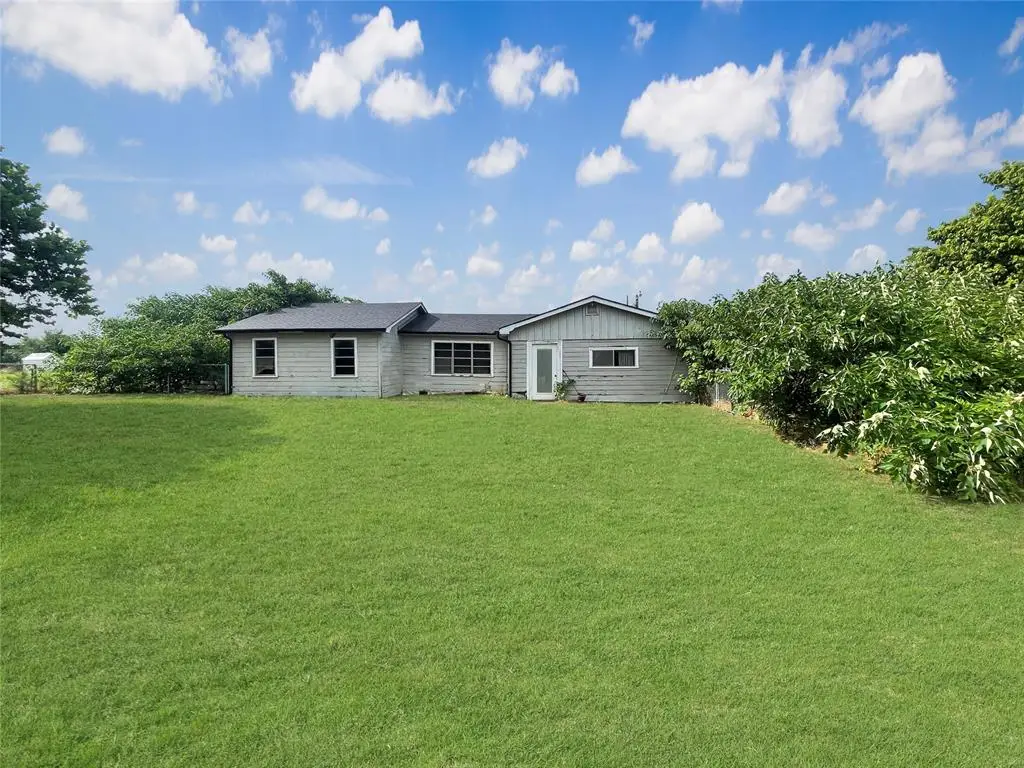 16763 Mesquite Road, Lindsay, OK 73052 - Image #1