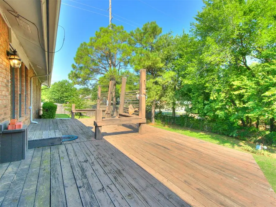 3529 Rambling Oaks Drive, Norman, OK 73072 - Image #3