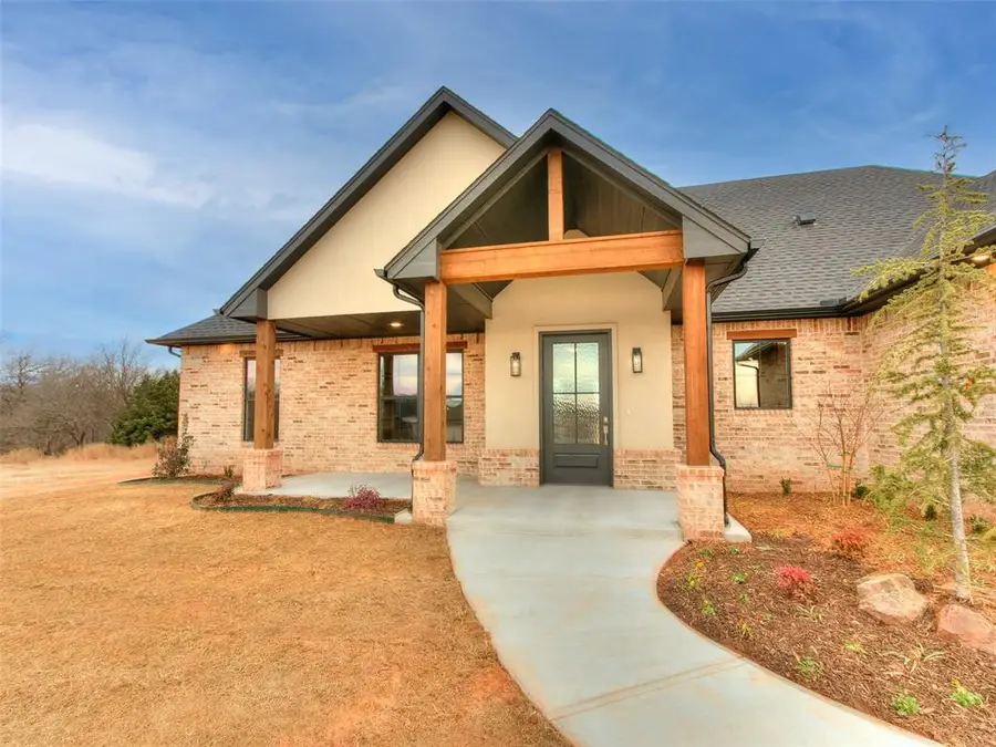 5225 Oakwood Drive, Noble, OK 73068 - Image #2