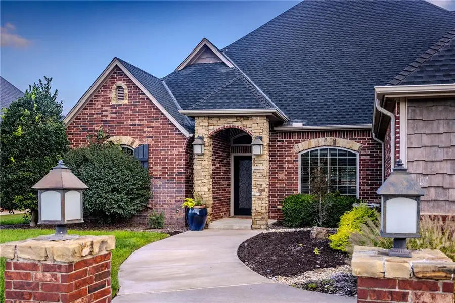 2111 Saber Lane, Weatherford, OK 73096 - Image #2