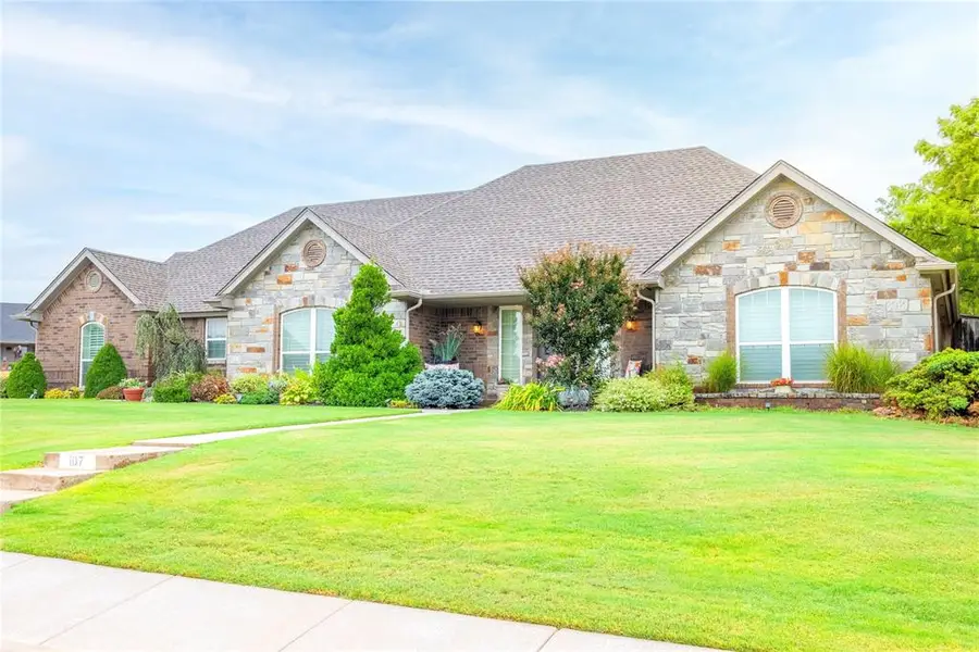 107 Clubhouse Drive, Elk City, OK 73644 - Image #2