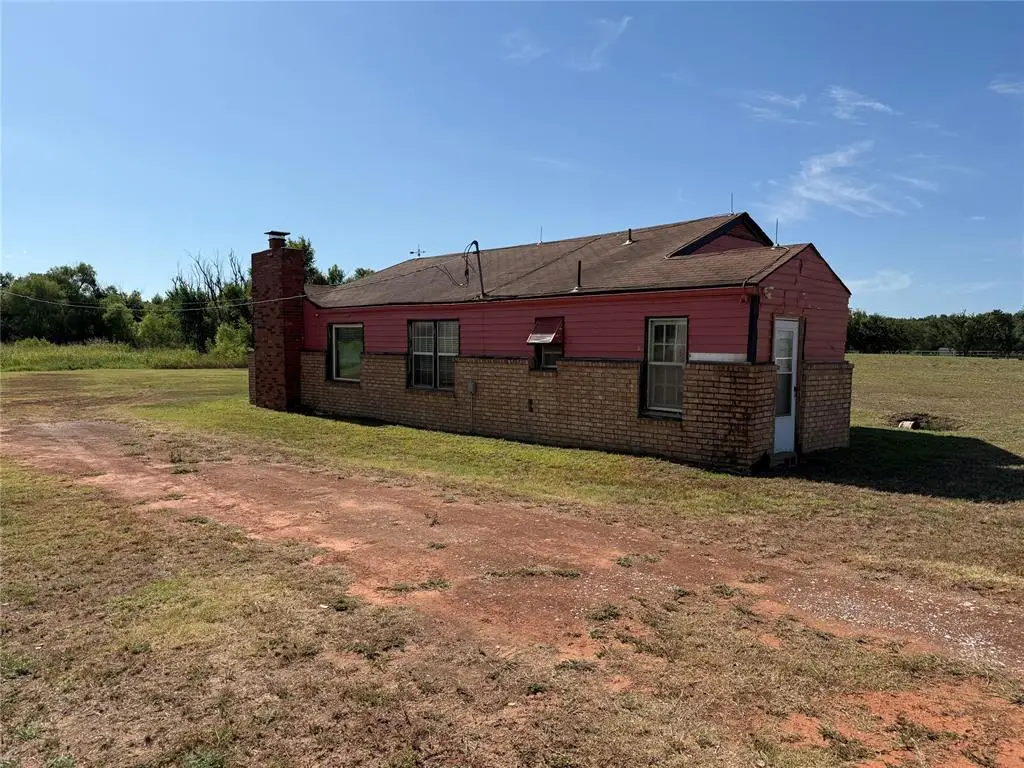 12931 N 2910 Road, Dover, OK 73742 - Image #1
