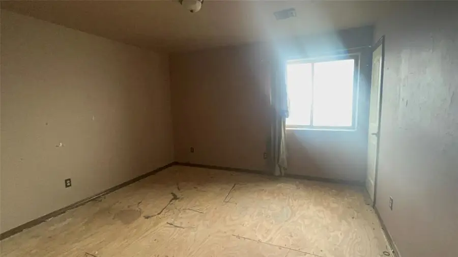 924 Preston Park Drive, Yukon, OK 73099 - #2