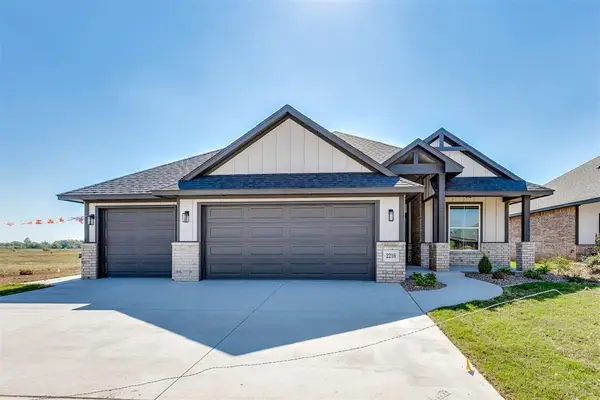 2216 SW 160th Street, Oklahoma City, OK 73170