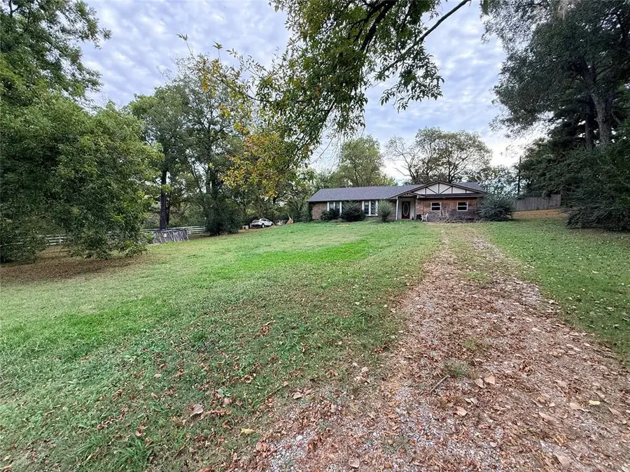 116 Quail Ridge Road, Durant, OK 74701 - Image #2