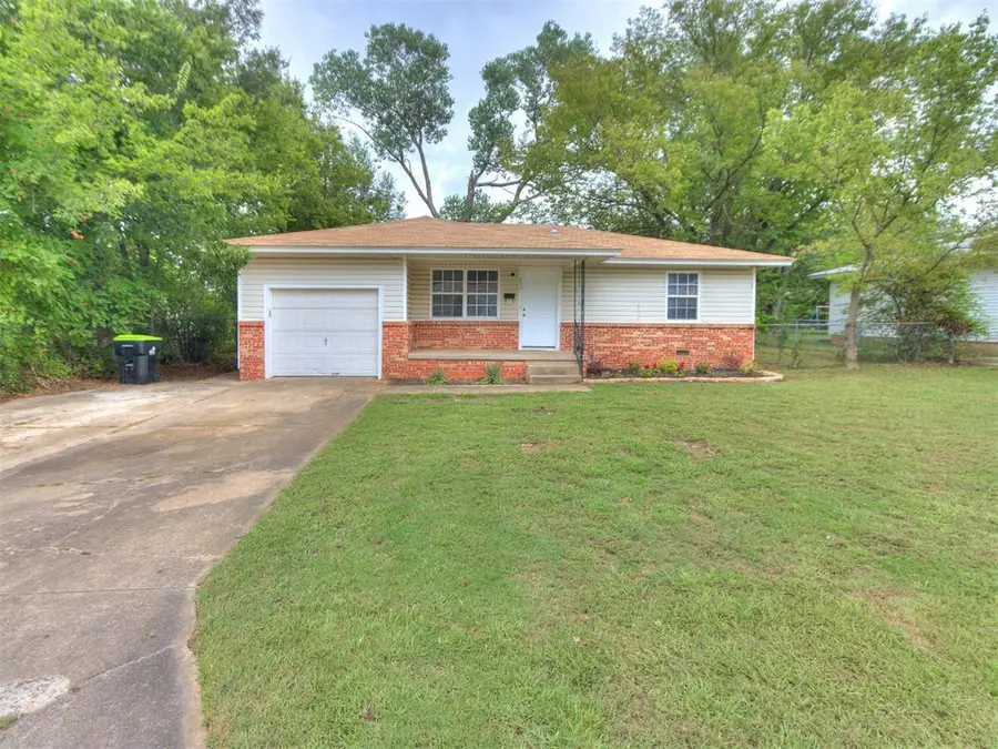 803 N Sharon Street, Tecumseh, OK 74873 - Image #2