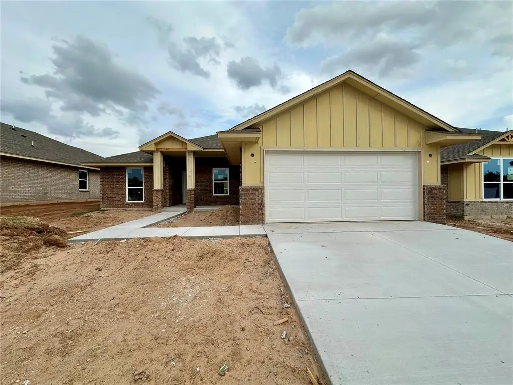 1100 Redwood Creek Drive, Yukon, OK 73099 - Image #1