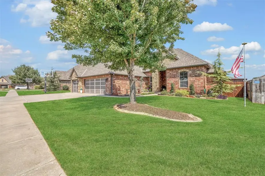 612 Old Home Place, Yukon, OK 73099 - #2