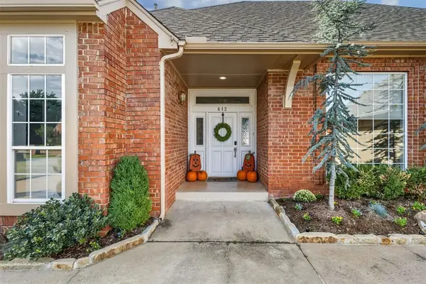 612 Glenridge Drive, Edmond, OK 73013