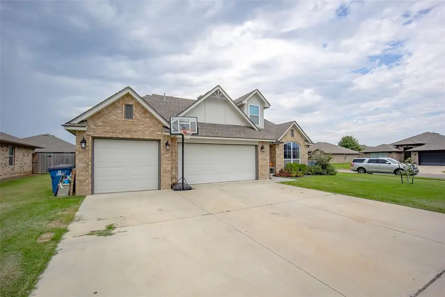 1721 Huntington Court, Newcastle, OK 73065 - Image #3