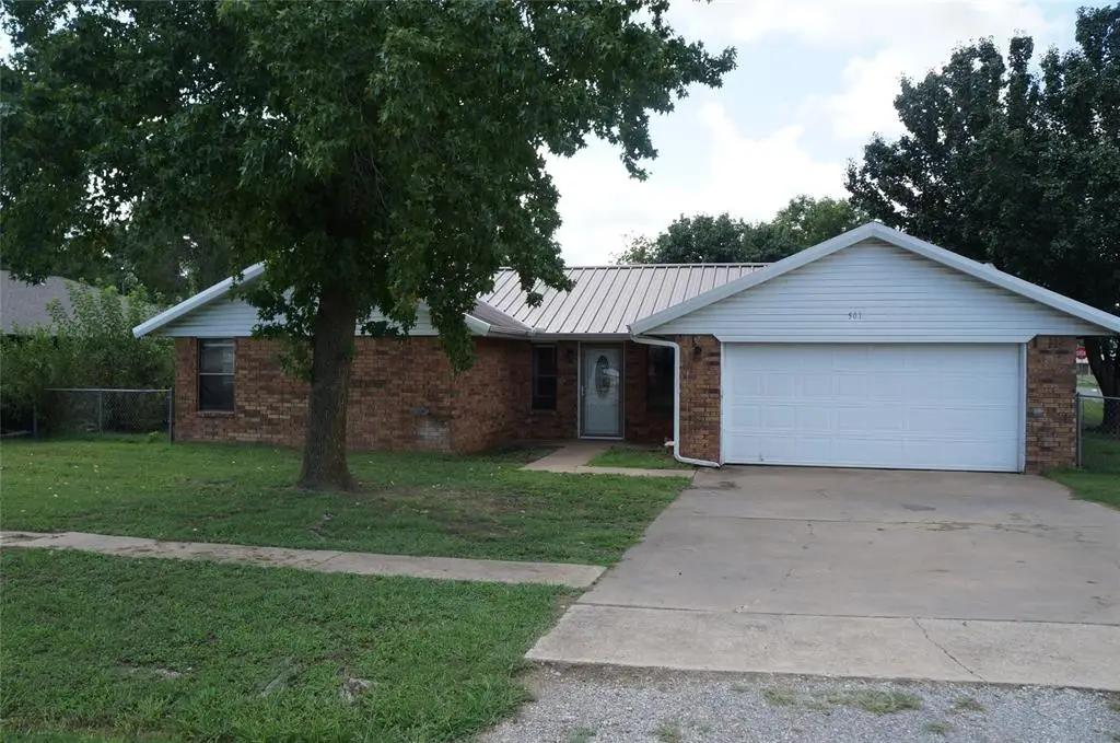 501 S Clifford Court, Wayne, OK 73095 - Image #1