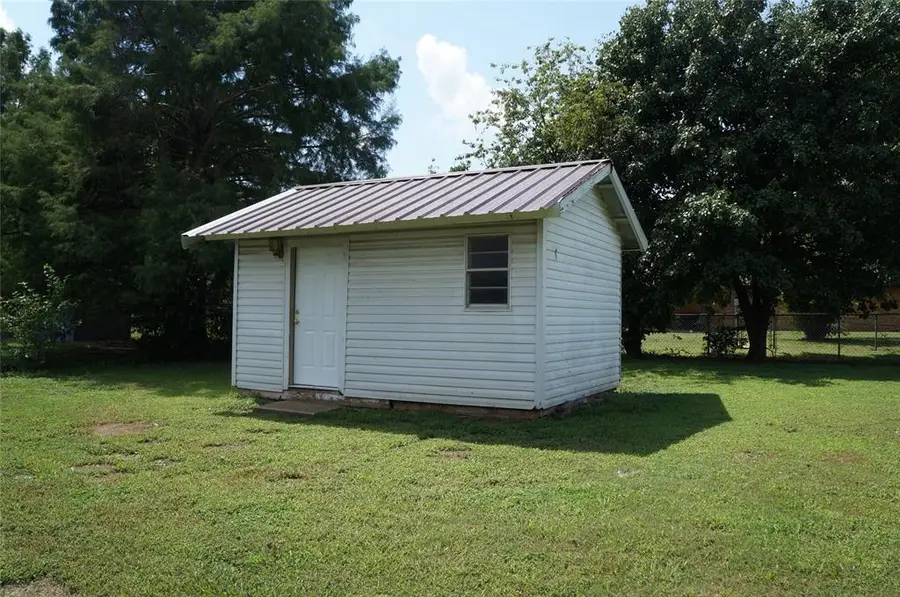 501 S Clifford Court, Wayne, OK 73095 - Image #2