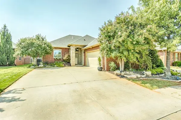 10239 Kingston Way, Oklahoma City, OK 73120