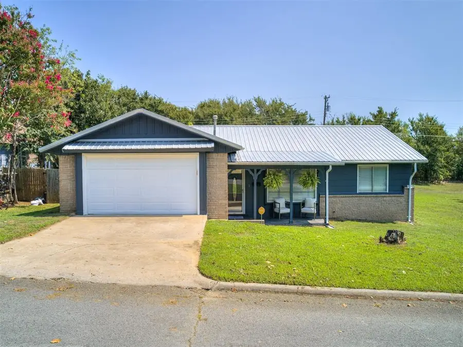 201 Lackey Drive, Eufaula, OK 74432 - Image #2