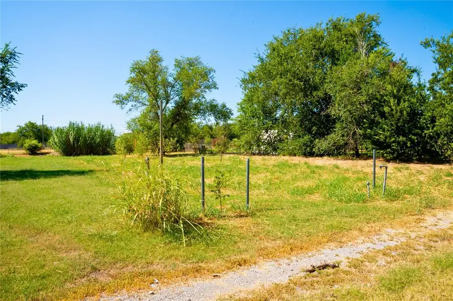 2025 Charles Whitlow Avenue, Lawton, OK 73501 - Image #2