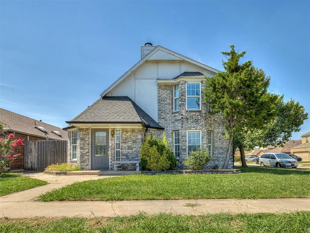 2101 Westmore Drive, Moore, OK 73170 - Image #1