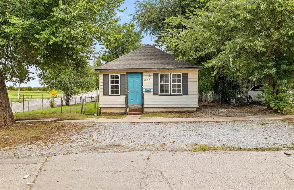 420 N Barker Avenue, El Reno, OK 73036 - Image #1