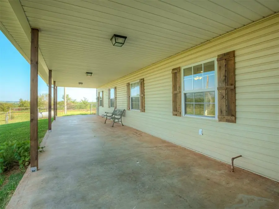 34061 Marina Del Rae, Anadarko, OK 73005 - Image #3