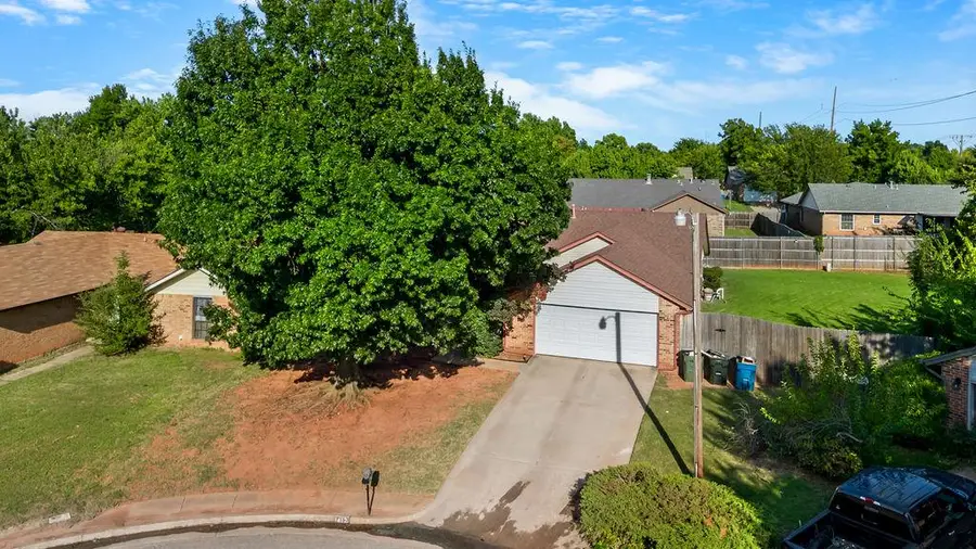 1412 Huntington Drive, Edmond, OK 73012 - Image #3