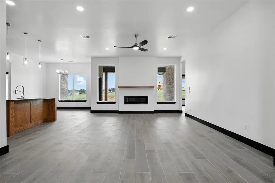 2436 Canyon Circle, Blanchard, OK 73010 - Image #2