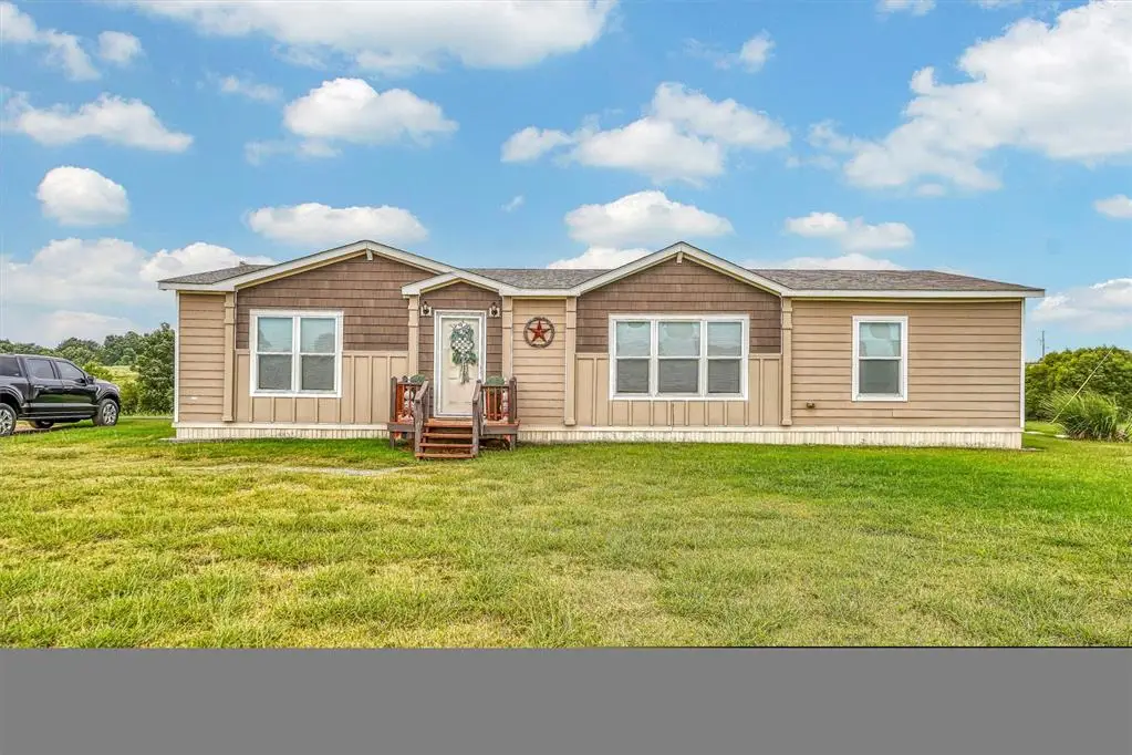 11775 N 2240 Road, Central Washita, OK 73632 - Image #1
