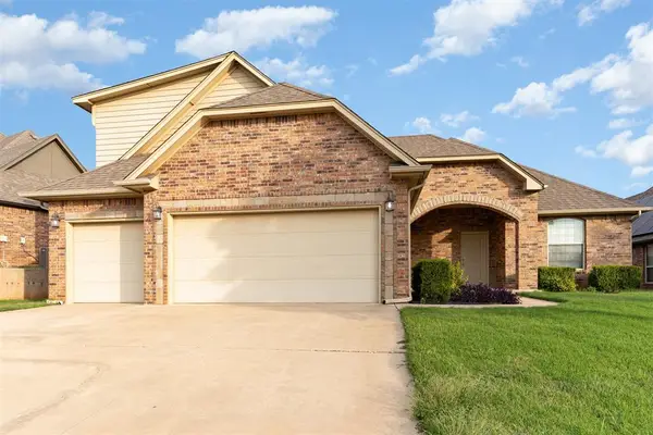 4309 Norfolk Court, Edmond, OK 73012