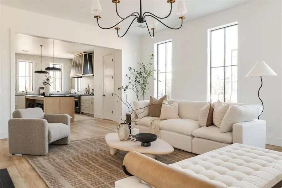 920 Hangar Drive, Oklahoma City, OK 73108 - #2