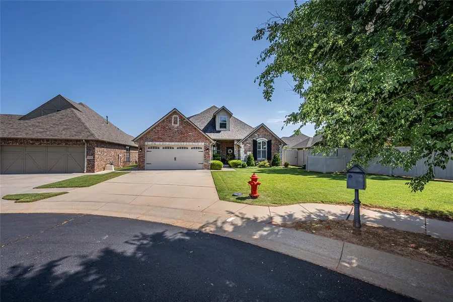 17700 Griffin Gate Drive, Edmond, OK 73012 - Image #2