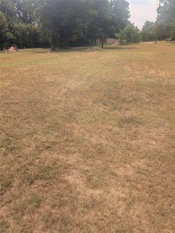 923 W Logan Avenue, Guthrie, OK 73044 - Image #3