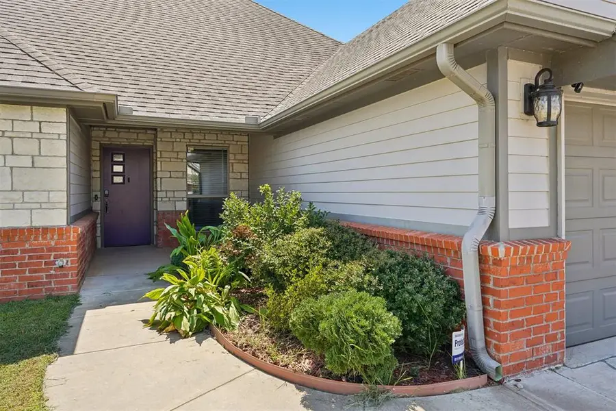 8324 NW 138th Circle, Oklahoma City, OK 73142 - Image #2