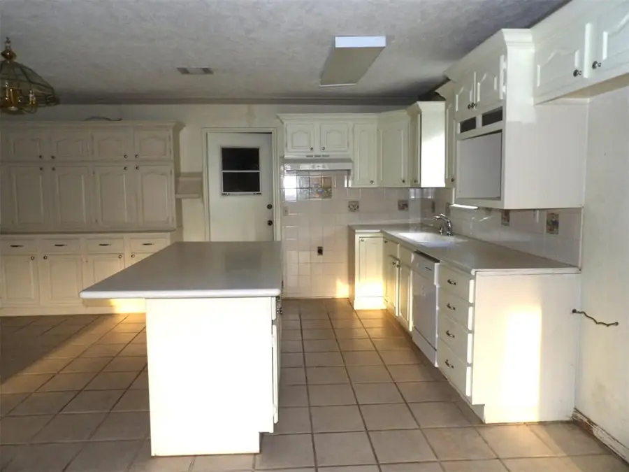 2524 N Hammond Avenue, Oklahoma City, OK 73127 - Image #3