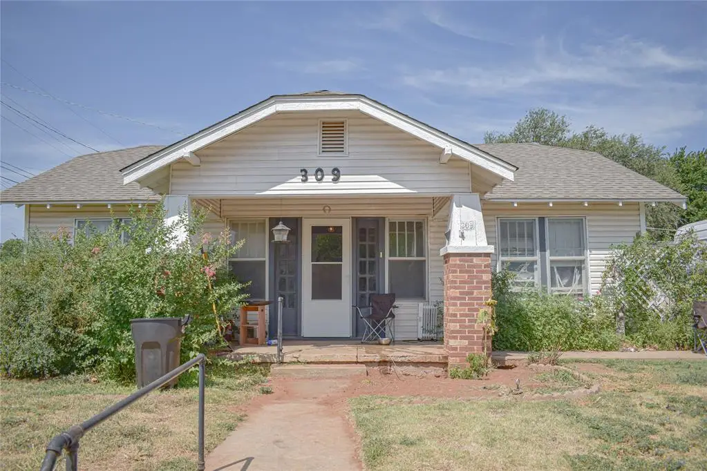 309 S Oliver Avenue, Elk City, OK 73644 - Image #1