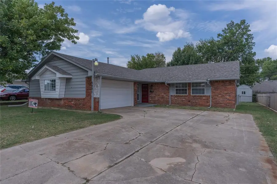 5421 NW 65th Street, Warr Acres, OK 73132 - Image #2