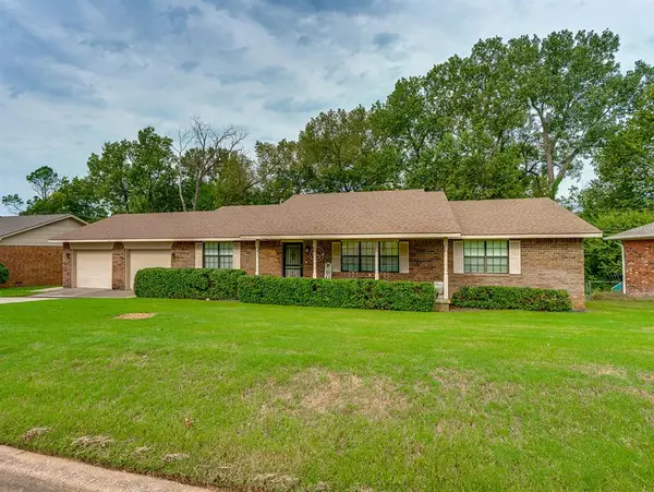 401 S 14 Street, Ada, OK 74820