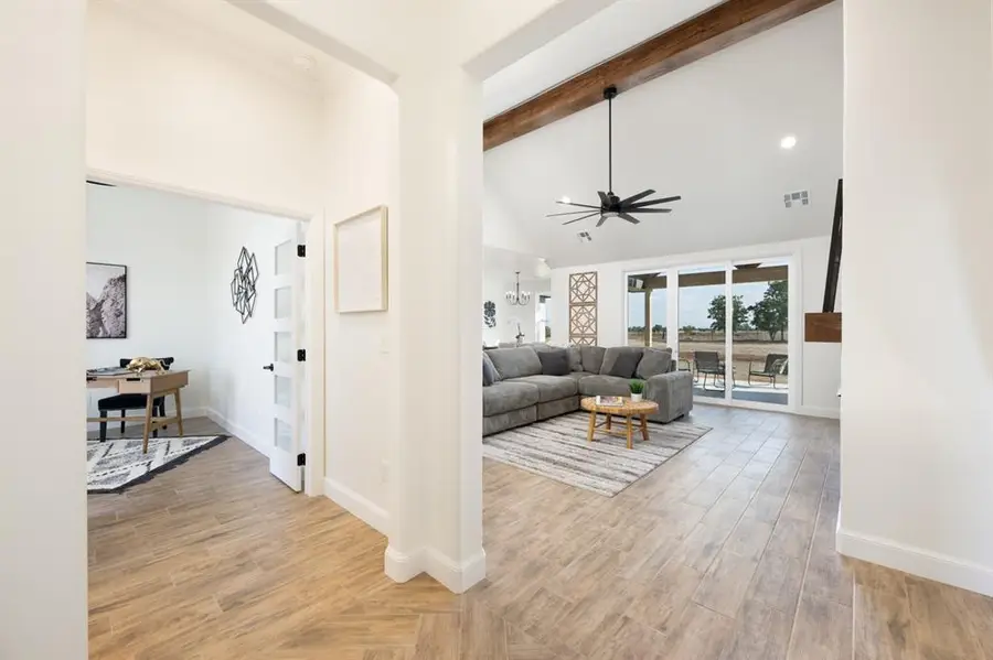 19461 Cashion Lakes Drive, Cashion, OK 73016 - Image #3