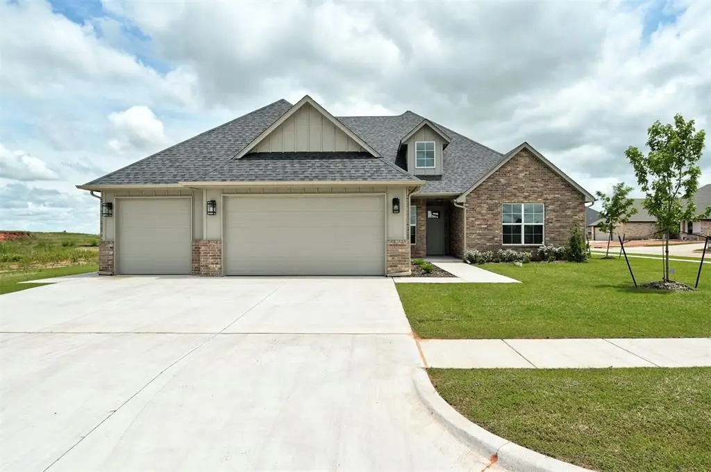 5012 Grand Canyon Boulevard, Mustang, OK 73064 - Image #1