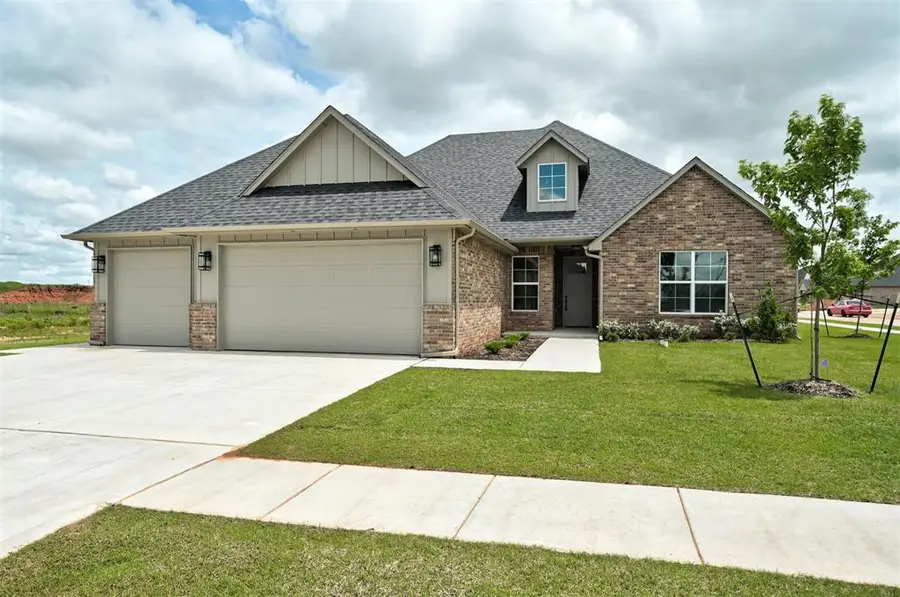 5012 Grand Canyon Boulevard, Mustang, OK 73064 - Image #3