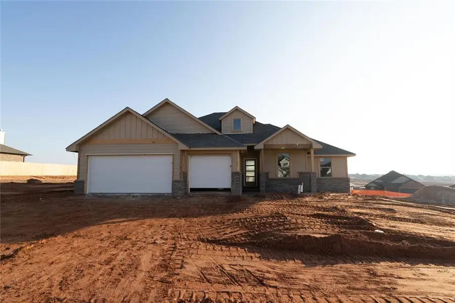 8224 Mountain Oak Drive, Edmond, OK 73034 - Image #2