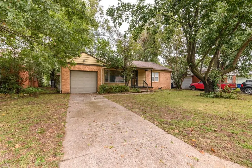 1437 E 52nd Place, Tulsa, OK 74105 - #1