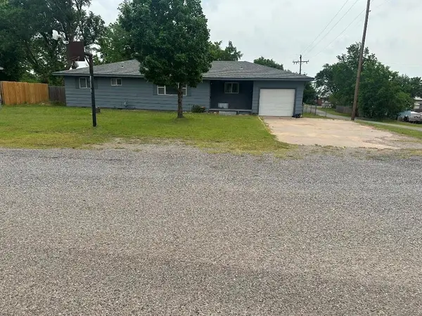 115 S Main Street, Sharon, OK 73857