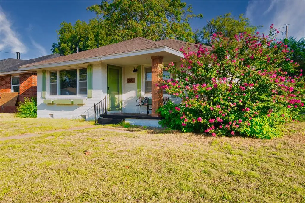 203 Hayden Boulevard, Elk City, OK 73644 - Image #1