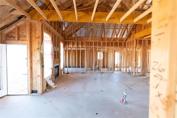 10301 SW 56th Street, Mustang, OK 73064