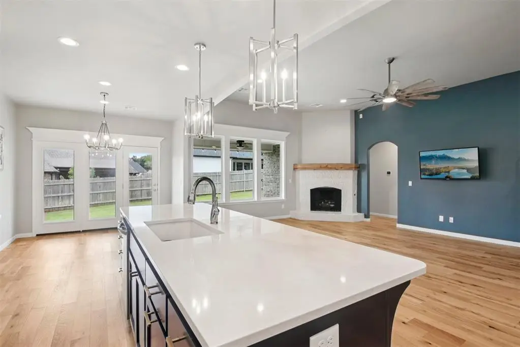 8216 Crew Lane, Edmond, OK 73034 - Image #1